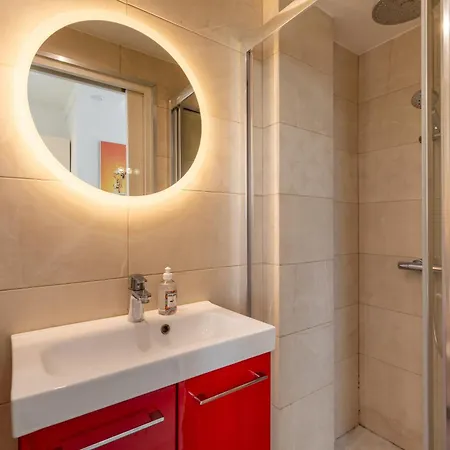Apartment Beau Le Grand Palais 100m Des Plages